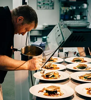 restaurant restaurant
